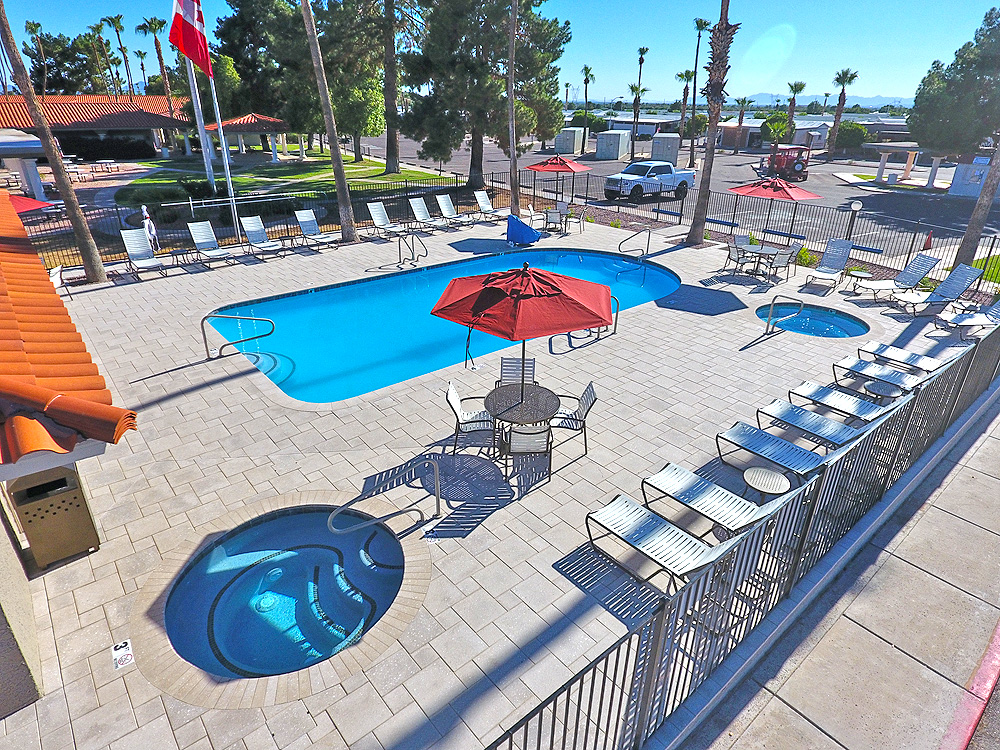 ViewPoint's Family Pool Open!